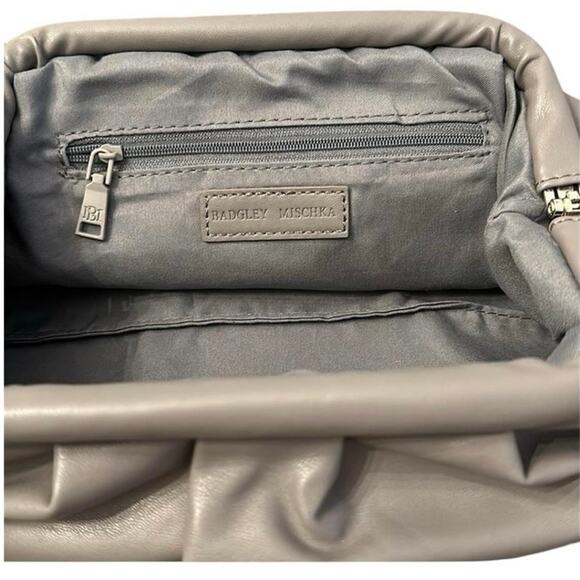 NWT Dumpling Clutch Convertible Bag Slouch Frame Chain Gray Badgley Mischka - Picture 3 of 7